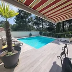 Comete - Maison De Famille Avec Piscine Ferienhaus *