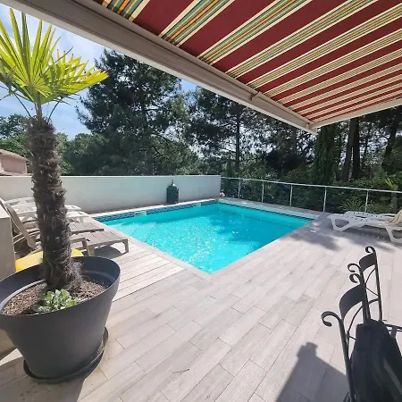 Comete - Maison De Famille Avec Piscine Holiday home *