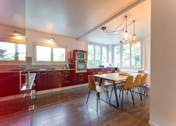 Comete - Maison De Famille Avec Piscine 아르카숑