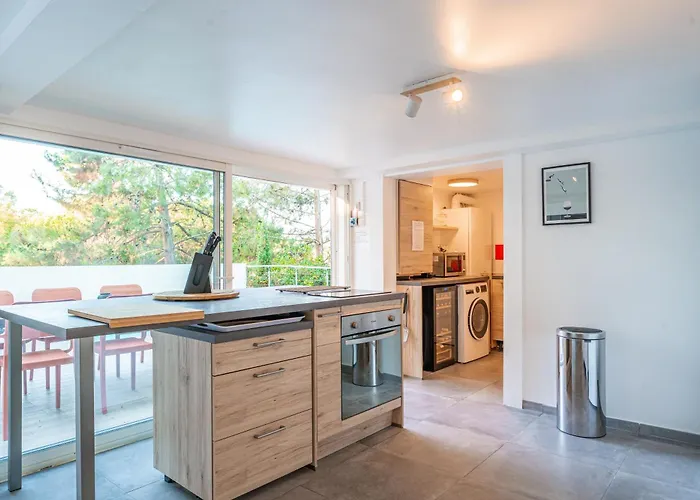 בית נופש Comete - Maison De Famille Avec Piscine ארסשון