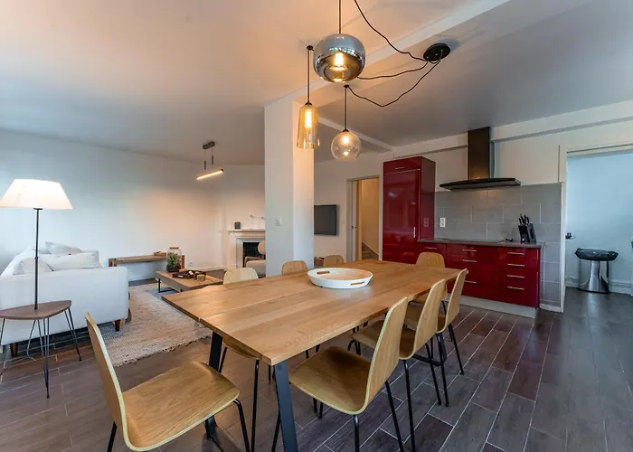 בית נופש Comete - Maison De Famille Avec Piscine ארסשון